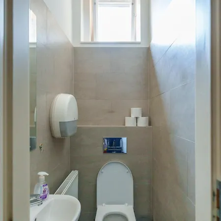 Naru House 6