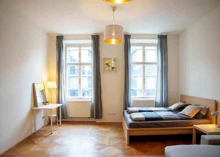 Naru House 6 Daire Prag